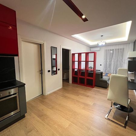 Downtown Grand Comfort Tirana Kültér fotó