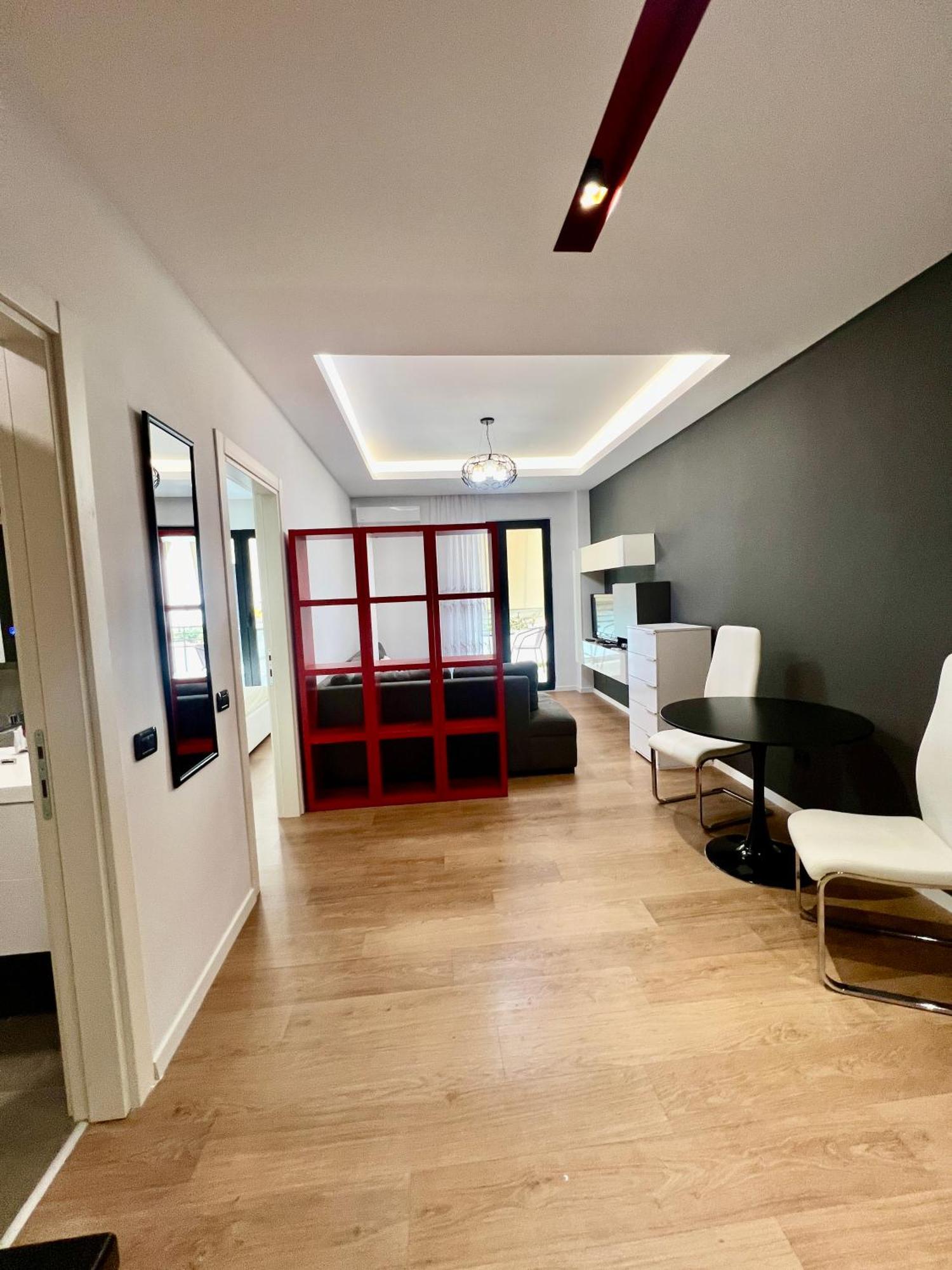 Downtown Grand Comfort Tirana Kültér fotó