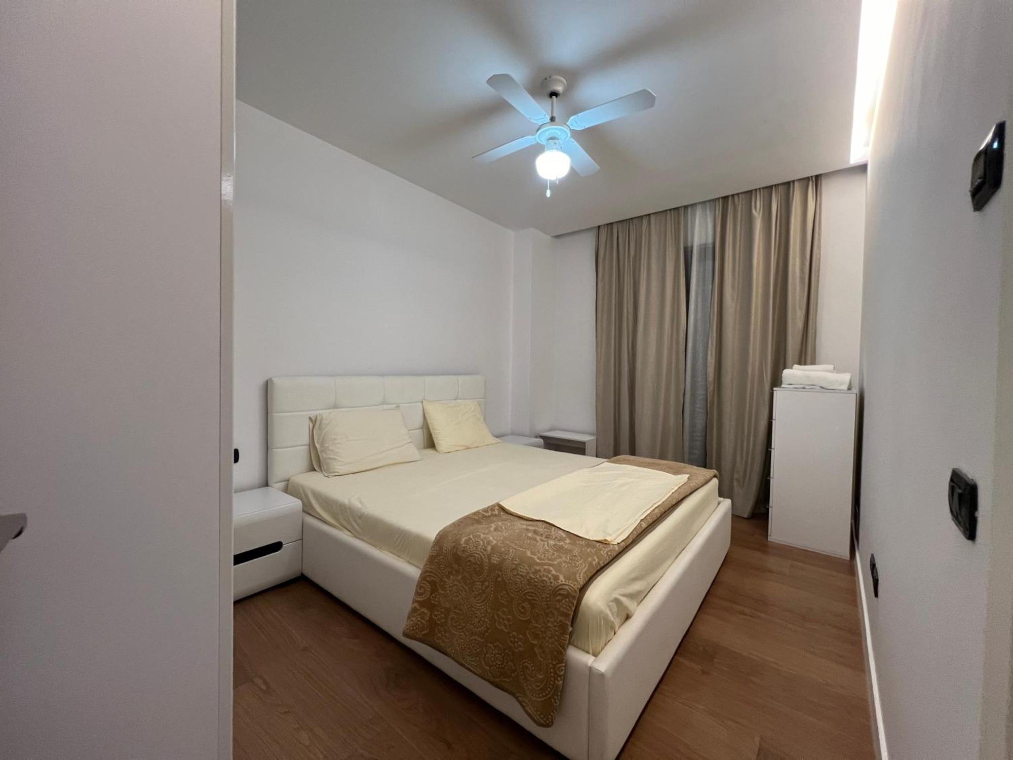 Downtown Grand Comfort Tirana Kültér fotó