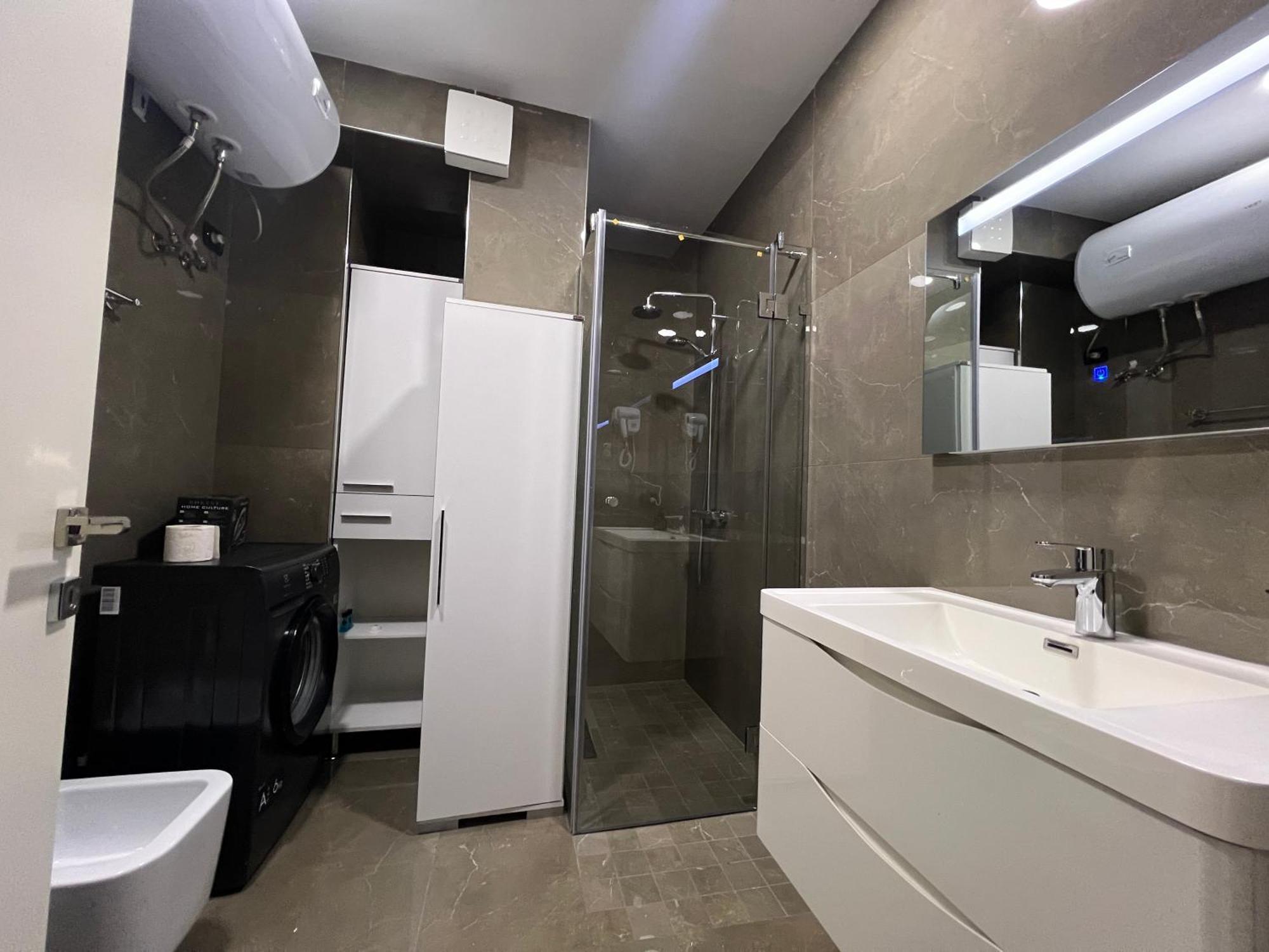 Downtown Grand Comfort Tirana Kültér fotó